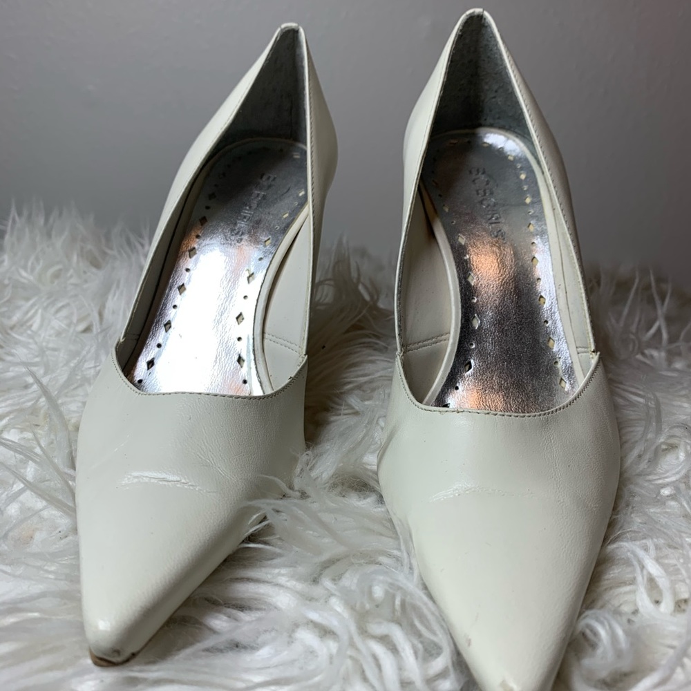 BCBGirls Pointed Heel